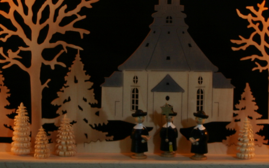 3D Schwibboden Erzgebirge – Seiffener Kirche Mit Kurrende, 7 Kerzen, 53x35 Cm, Handgefertigt